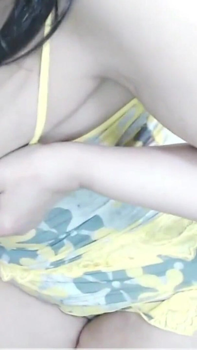 Queen_Sarah乳白色的奶子 | 短片 1