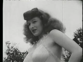 Your Hollywood Pin-up Girl 151