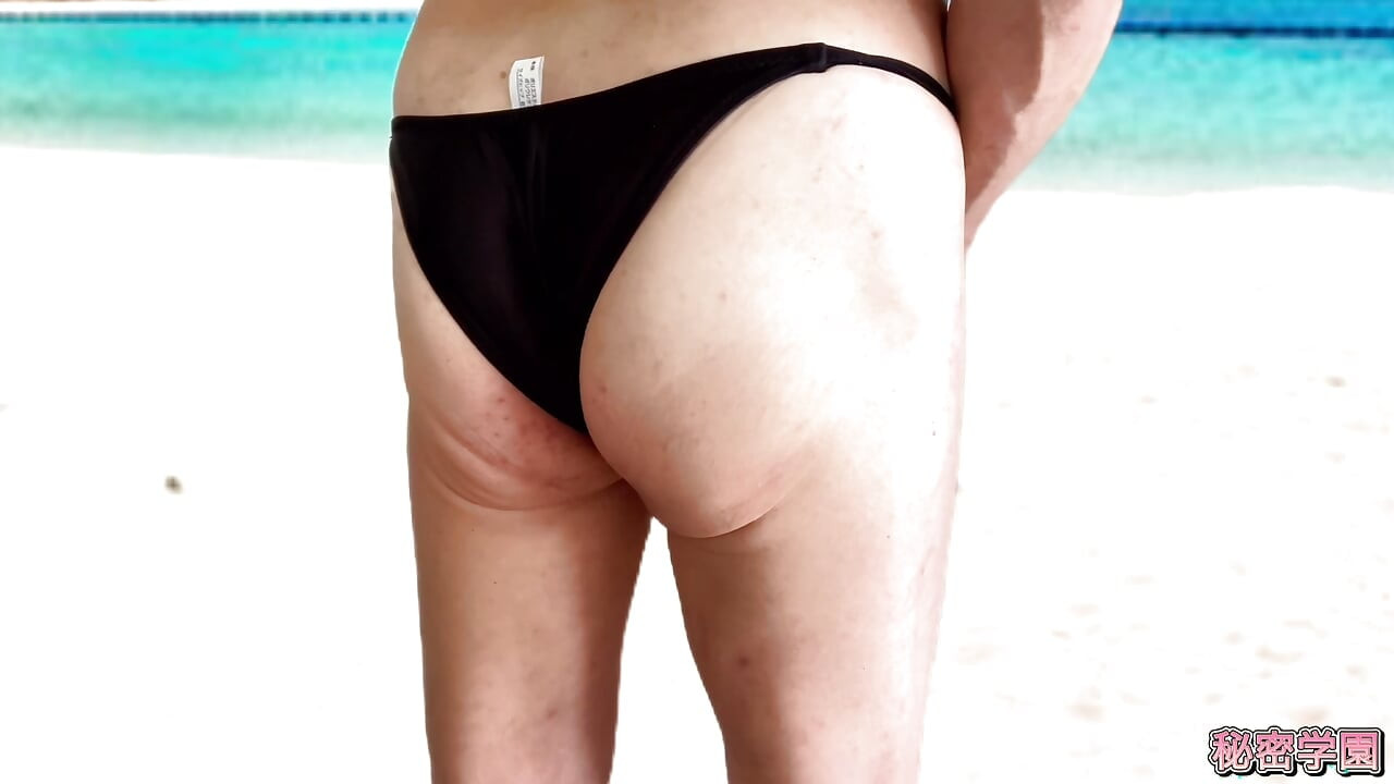 I sunbathed in a tiny bikini. SecretGakuen