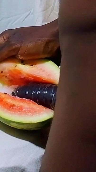 Male masturbation porn using sweet watermelon as a wet pussy. I fucked & enjoyed while watching female hot pussy till I got cum | Clip 1