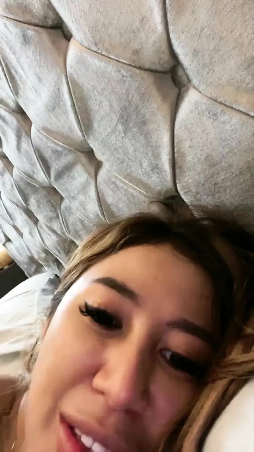 VCS是同一个型号，但身体非常光滑。