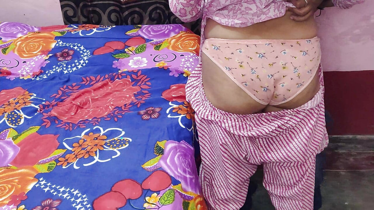 Hostel Se Aayi Choti Sali Ke Sath First Time Sex Keya
