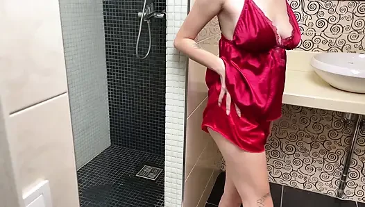 Masturbation im badezimmer nach einem tag