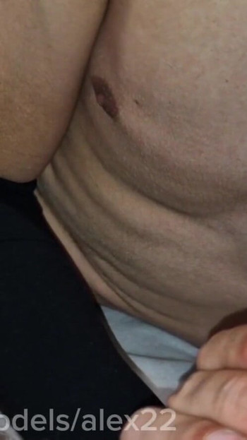Silný okamžik z "Šukání mladého twink lízání zadku, pás cudnosti, zavřené sperma"