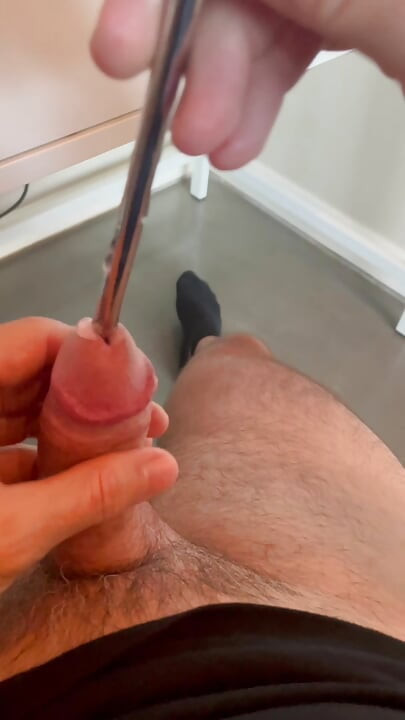 Newby Sounding 6mm to 7mm w Cum Shot