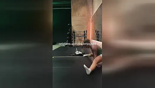 Bestes nur-fans-mädchen versehentliches squirt - TIKTOK LIVE