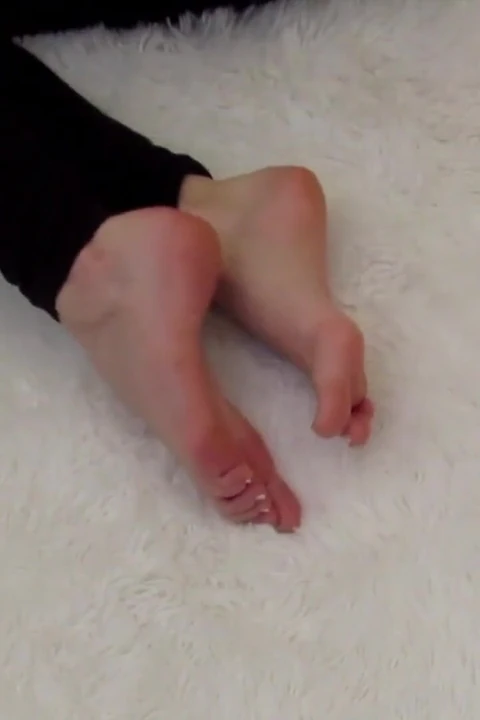 Perfect feet jerk off instructions