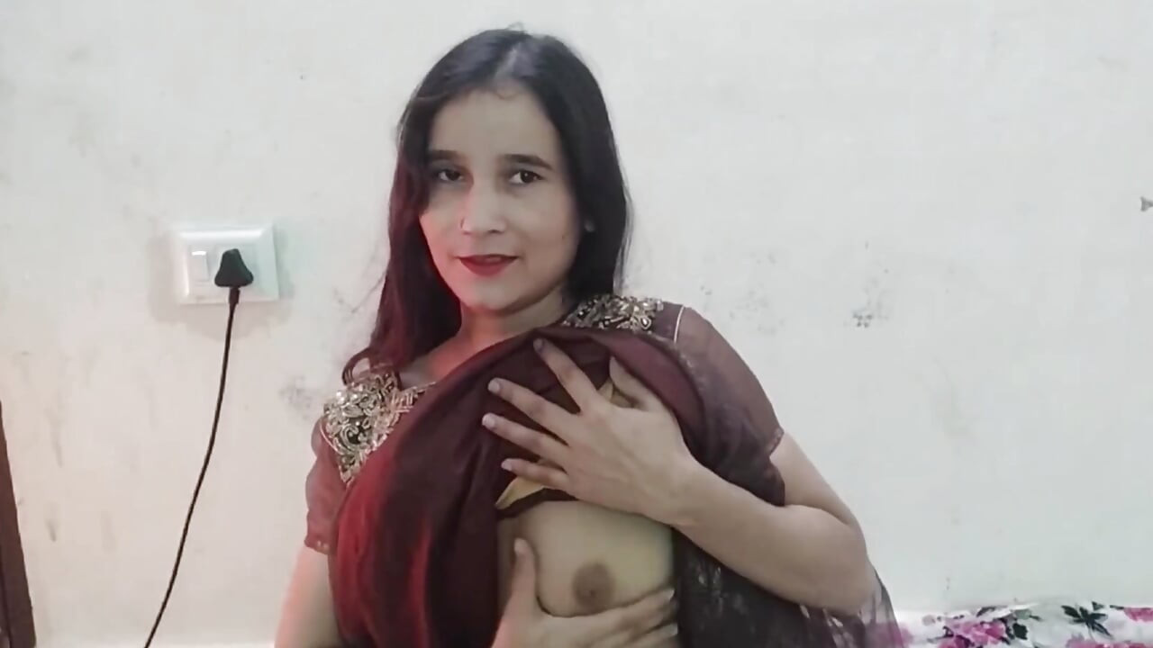 Cute sister in law ko bathroom me patak ke jabar dasti pela
