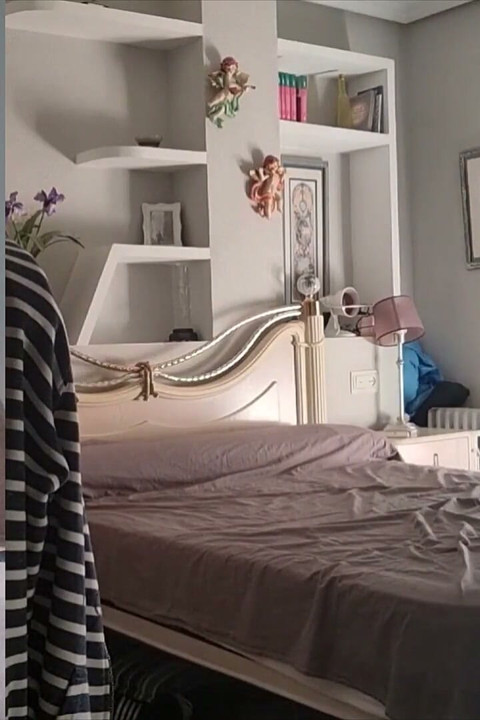 I Like to See Your Penis, Show It to Me