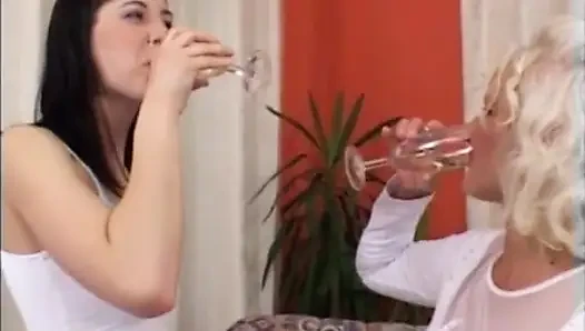 Big boobs lesbian stepmom pussy dildo penetrated