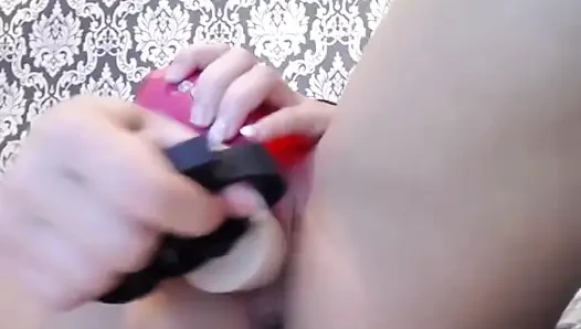 Я снова трахнула свою киску