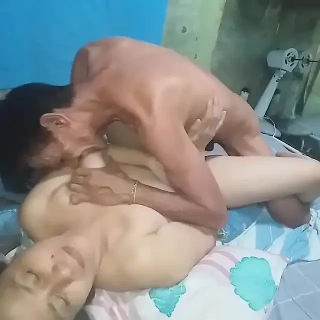 full of romance kissing i really miss this scene