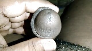 Pertunjukan masturbasi kontol close up - 02