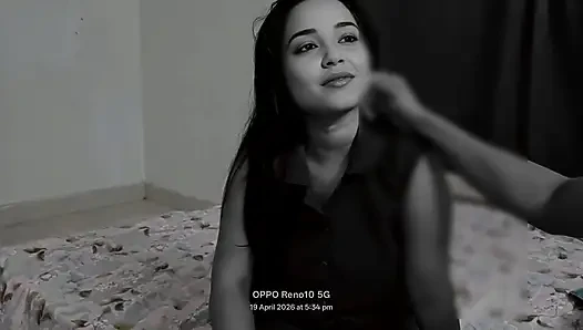 Indian Girlfriend sex with her boyfriend friend in a oyo hetel - the girlfriend cheating with her boyfriend