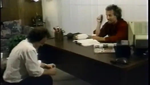 Harika bir kaltak için çıldırıyor!