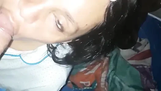Mulut ibu tiri dientot habis-habisan sampai dicrot di mulut