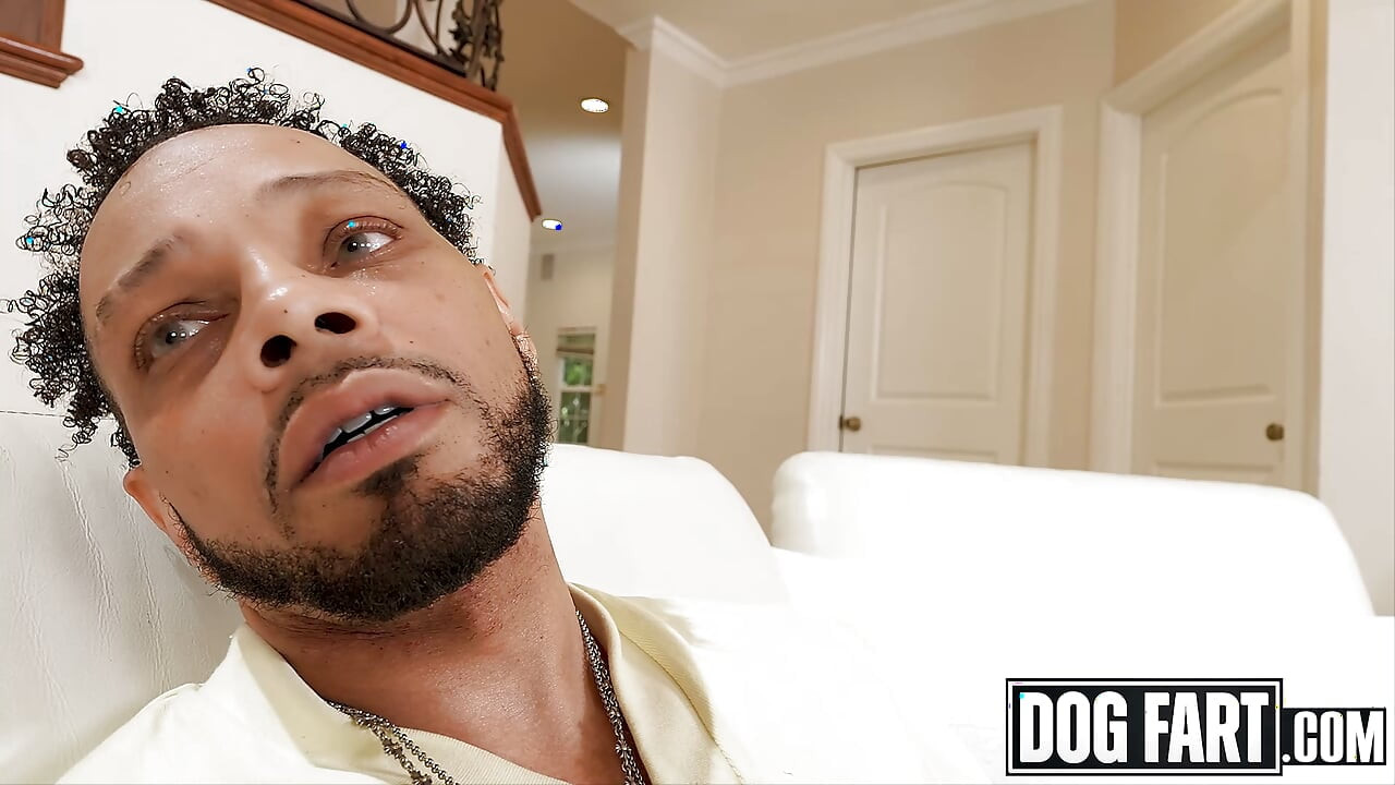 DOGFART - عارضة الضرائب المثيرة ذات الجسم الممتلئ تُفتح - ليندسي لي تخترق من الجانبين