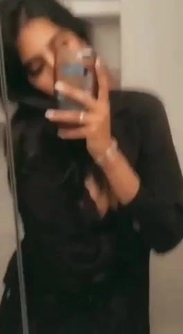 Sri Lankan wife