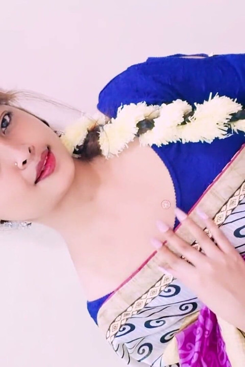 Beautiful Clear Face Desi Girl in Blue Blouse Hot Seductive Look