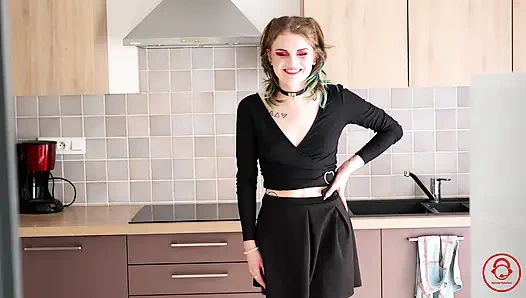 Dominasi Ganda Trixy Kitty