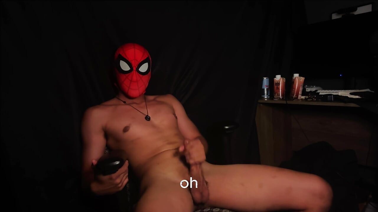 Spider-Man głaszcze maskę on, obciążenie budynku część 1