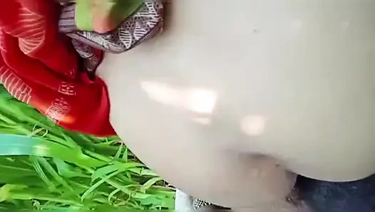 Season 124. Amisha bhabhi fuck in forest with farmer