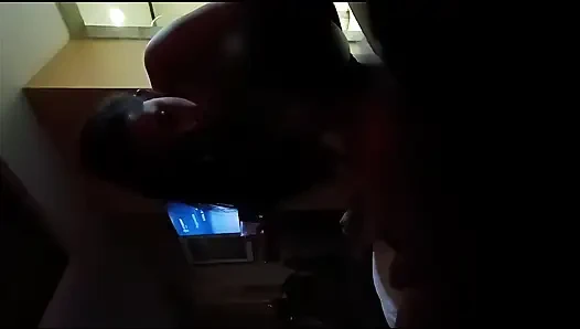 İkinci kez ellerimde... ve hala keyifli bir deneyimsizdi (bölüm 1)