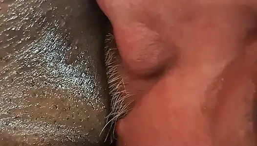 Little Blue Nasty izlenmeyi seviyor