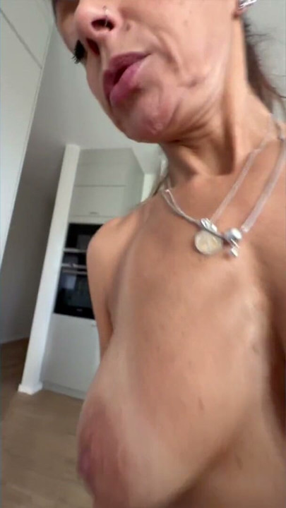 When you just want to fuck her quickly and shoot in her mouth | Clip 2