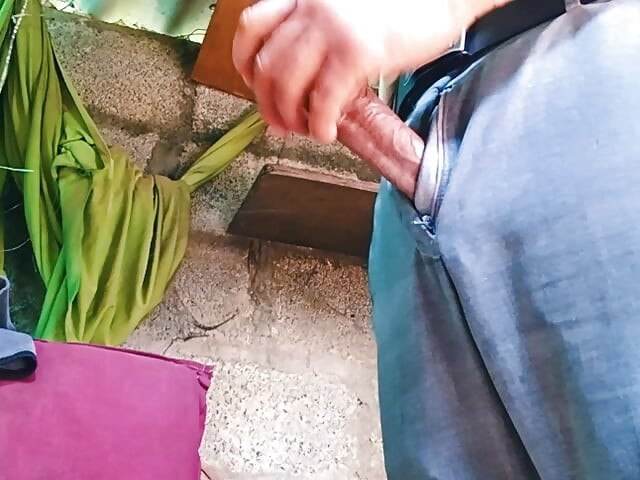 Γέρος αυνανίζεται με μεγάλο πέος
