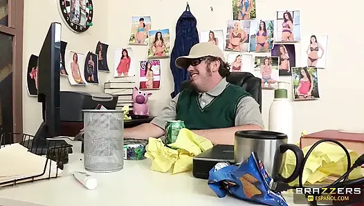 Brazzers - Woody’s Viral Scheme Sabotaging Johnny Sins to Fuck Veronica Rodriguez