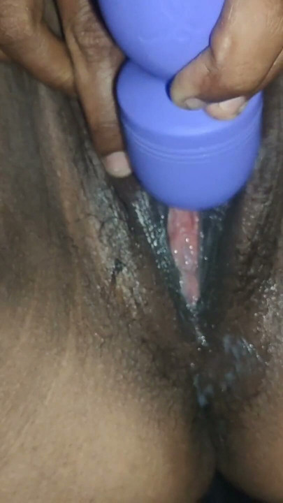 Tamil House Wife Masturbating With Vibrator | Clip 1