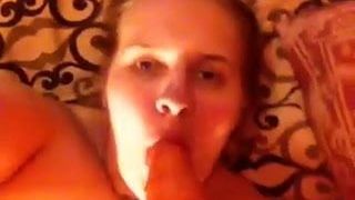 Kik slut Alywho123 fucks herself with a carrot