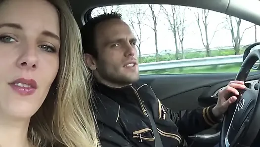 Melody pleasure dan cheffie di balik layar di Gelsenkirchen