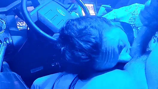Blowjob in meinem lkw, sperma im mund