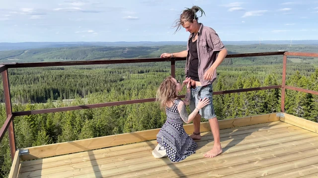 Fucking in the Old Fire Tower – Stunning View, Shaky Legs - RosySkye