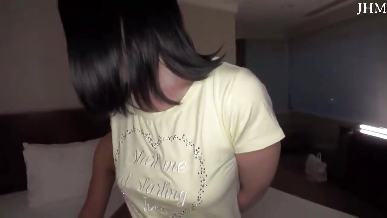 A Black-haired, Beautiful-legged Gal Behaves in a Pop and Alluring Manner. Part.b