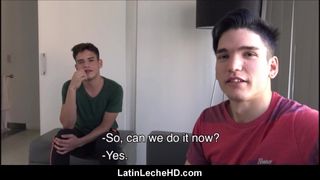 Chicos latinos amateurs hacen video sexual por primera vez