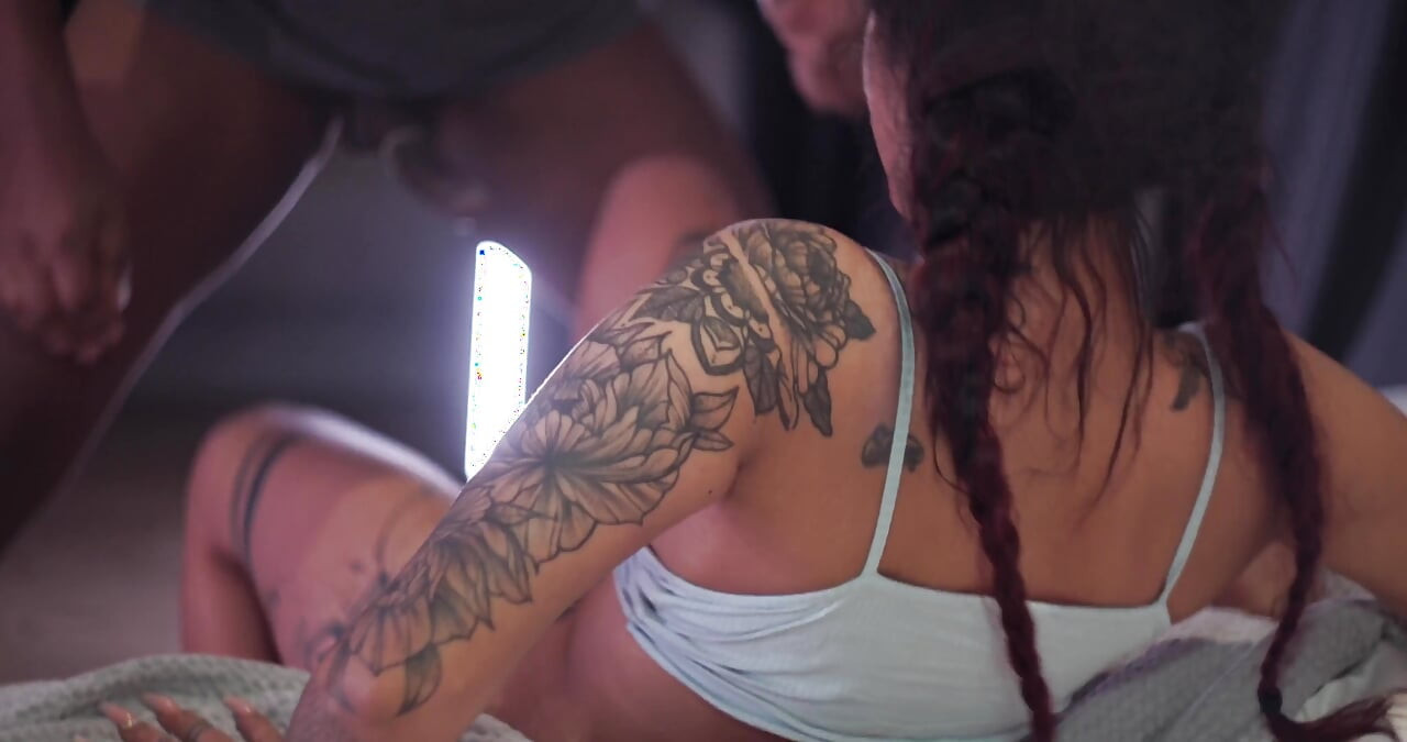 Insatiable Tattooed MILF Tyra Drains BBC for Huge Facial