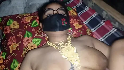 A Secret Night with the Neighbor's Bhabhi