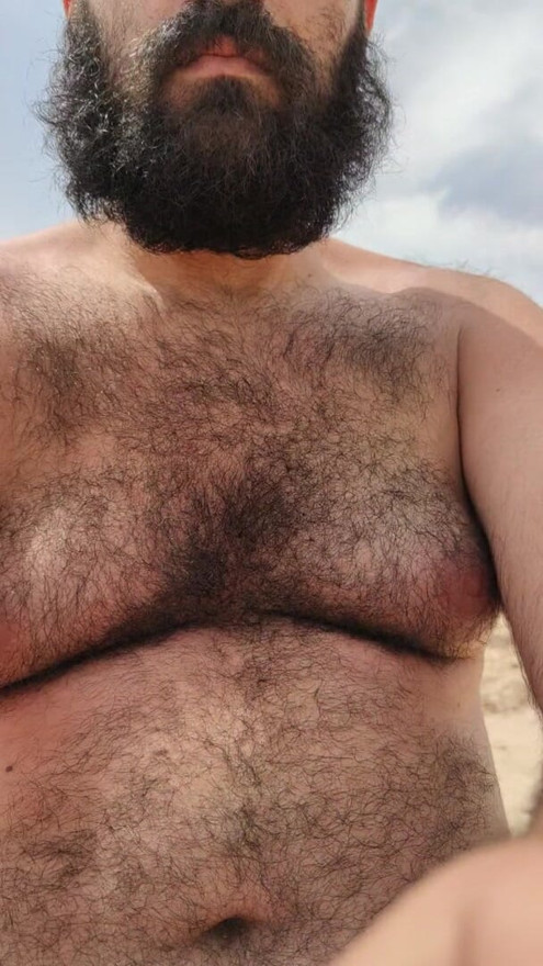 Mi polla y huevos en la playa, ano 2022