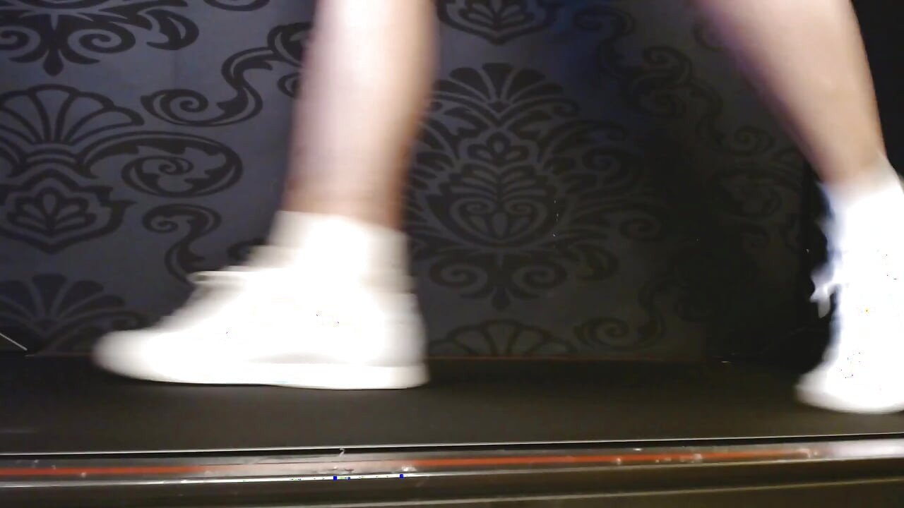 Reebok Princess Sneakers Ruffled Socks Walking