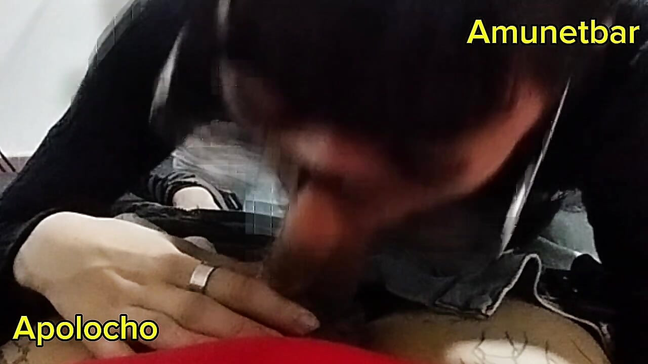 Gets blowjob from dick-hungry friend