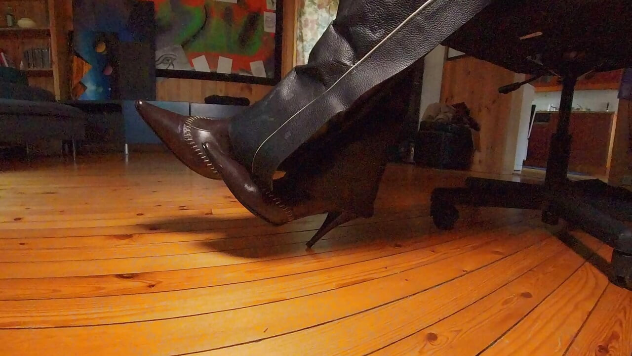 Leather chaps and pointy boots