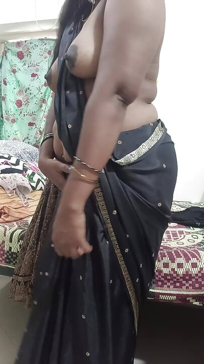 Tamil aunty masterbate with tamil talk part1
