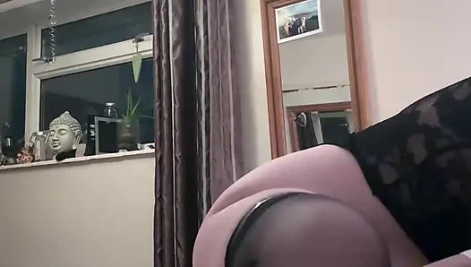 Pov dia merekam dirinya sendiri ngentot aku