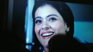 Заставляю Kajol залиты спермой !!!