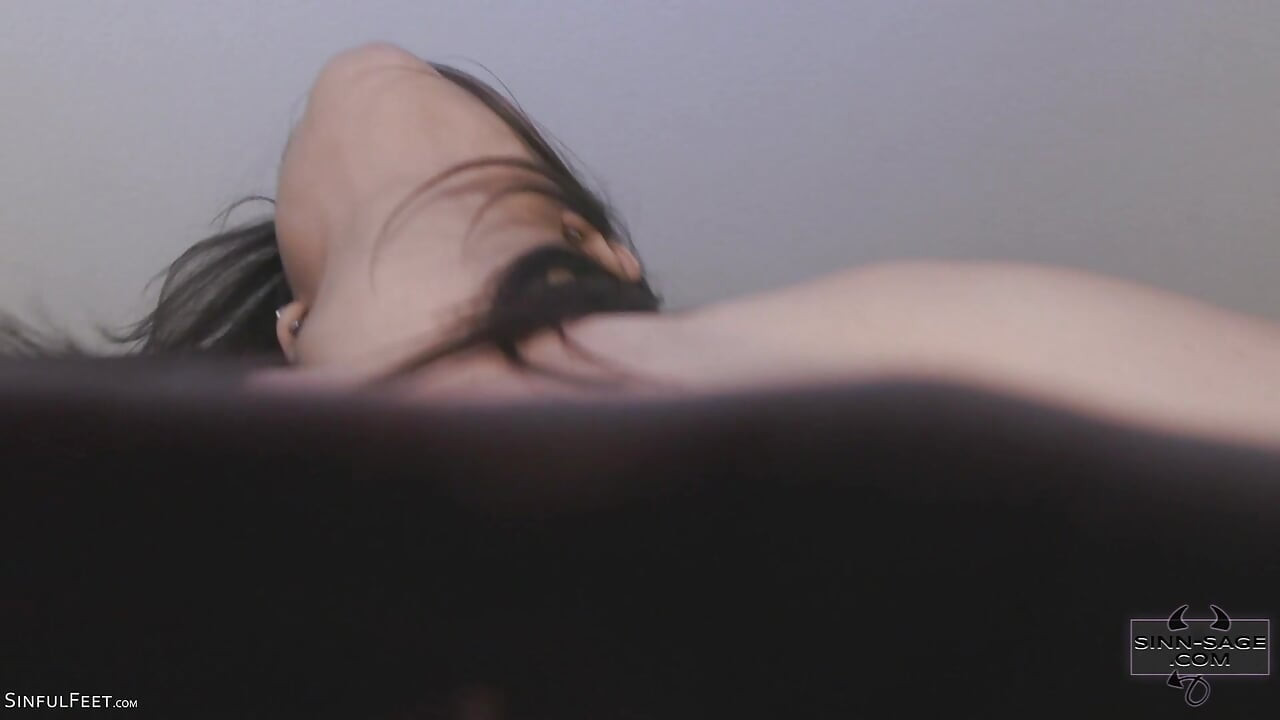 Tajemství nevlastní sestry