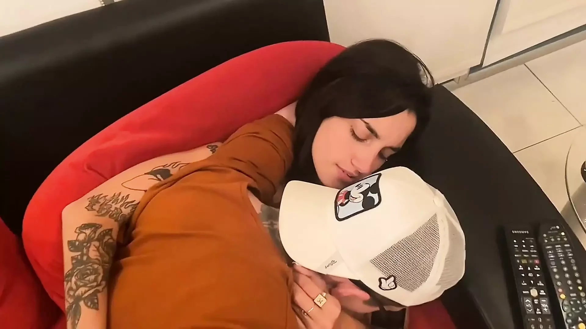 Tia Nat - o primeiro vídeo pornô da influenciadora argentina