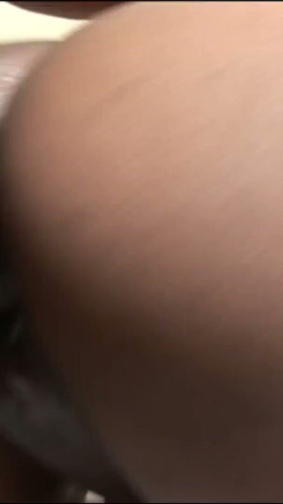 巨臀大奶黑人BBW女孩骑着超大黑屌，屁股上射了浓浓的一股 | 第3集